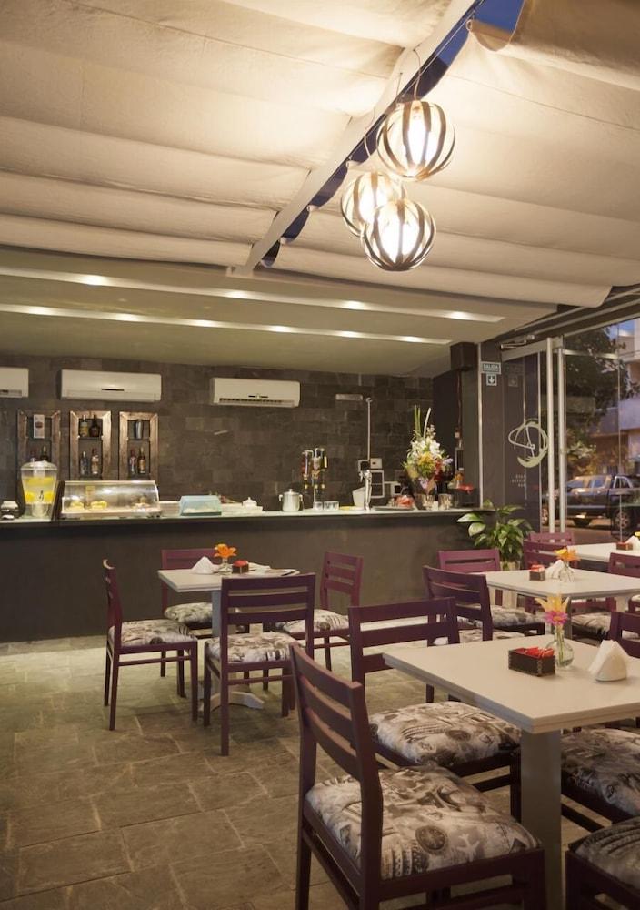 Ambit Boulevard Hotel Boutique Santa Fe Exterior foto